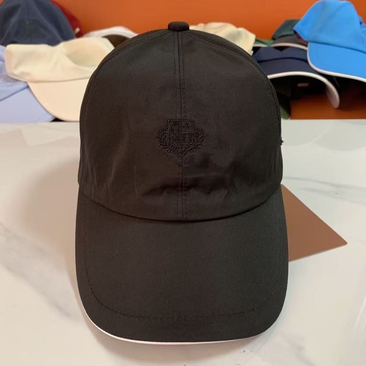 고품질 솔리드 컬러 야구 모자 남성 여성 패션 올매치  - Leather Work Hat 리뷰 및 가격